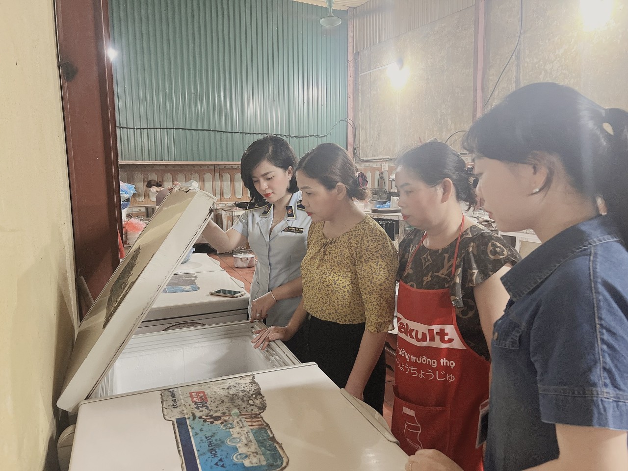 Hình ảnh tin tức Liên tiếp xảy ra ngộ độc thực phẩm, 5 dấu hiệu nhận biết sớm ngộ độc