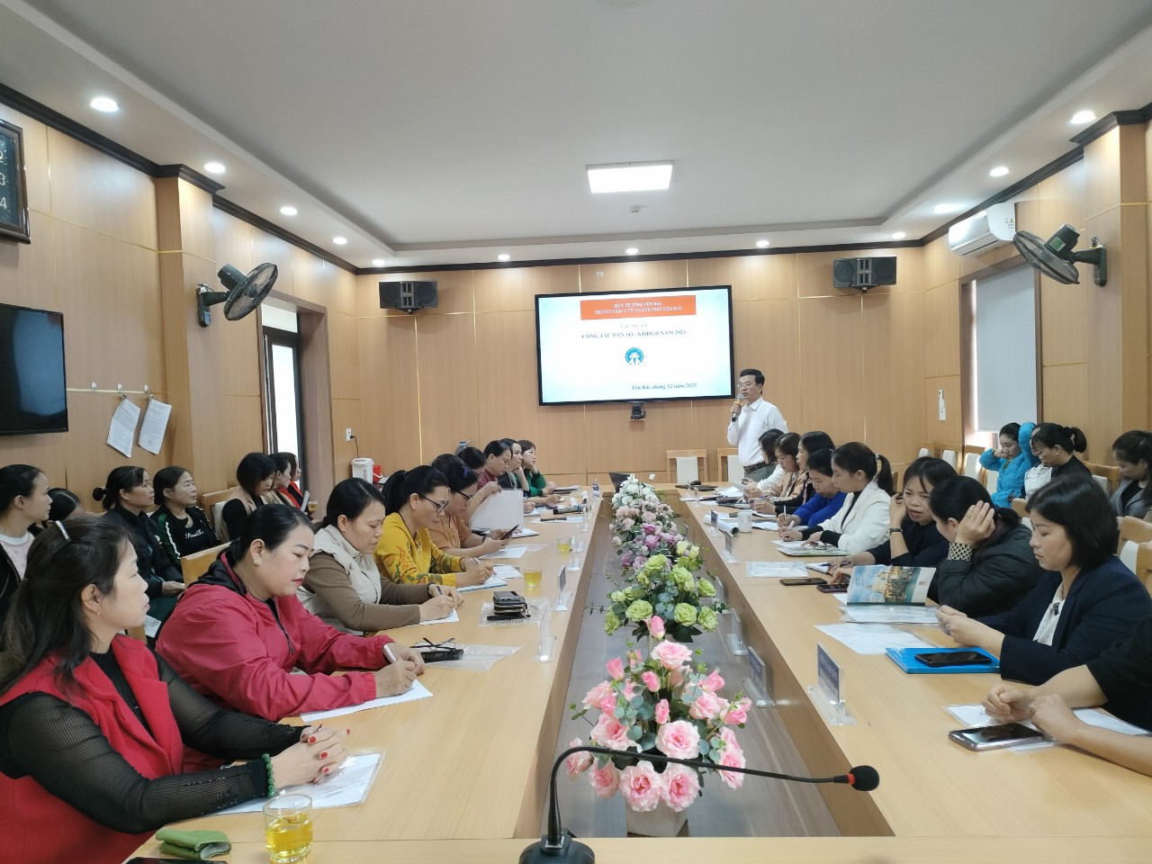 Hình ảnh tin tức 42 nhân viên y tế cơ sở  tham dự tập huấn công tác Dân số - KHHGĐ