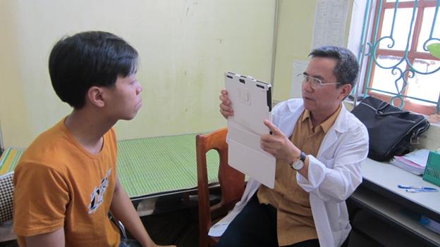 Hình ảnh tin tức Khám sàng lọc cho trẻ em khuyết tật trên địa bàn thành phố Yên Bái