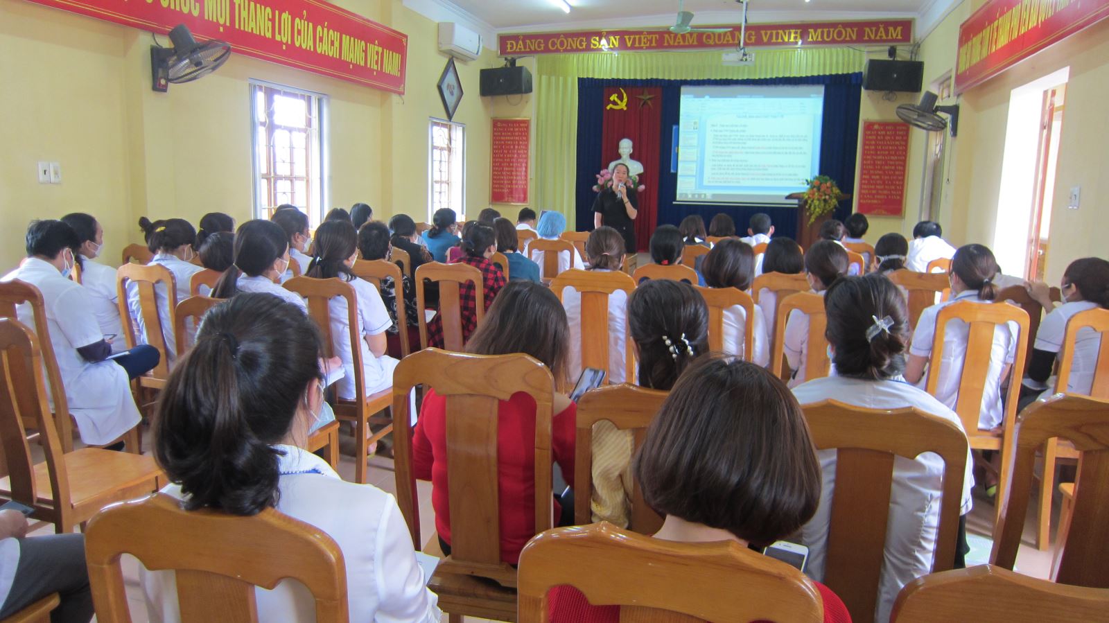 Tập huấn triển khai Thông tư số 20/2021/TT-BYT Thông tư 31/2021/TT- BYT của Bộ Y tế