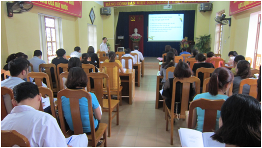 Trung tâm Y tế thành phố Yên Bái tổ chức tập huấn phương pháp nghiên cứu khoa học