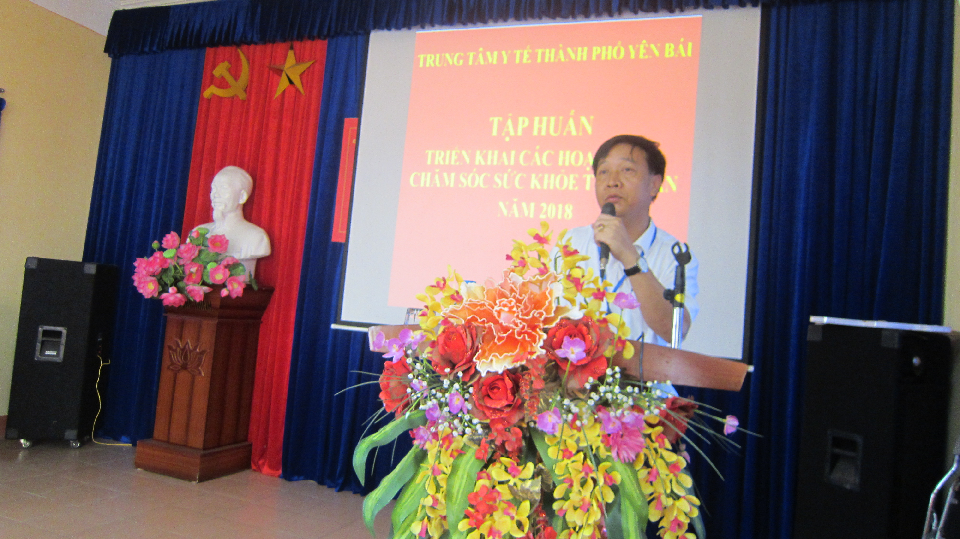 Tập huấn triển khai các hoạt động chăm sóc sức khỏe tâm thần tại Trung tâm Y tế thành phố Yên Bái