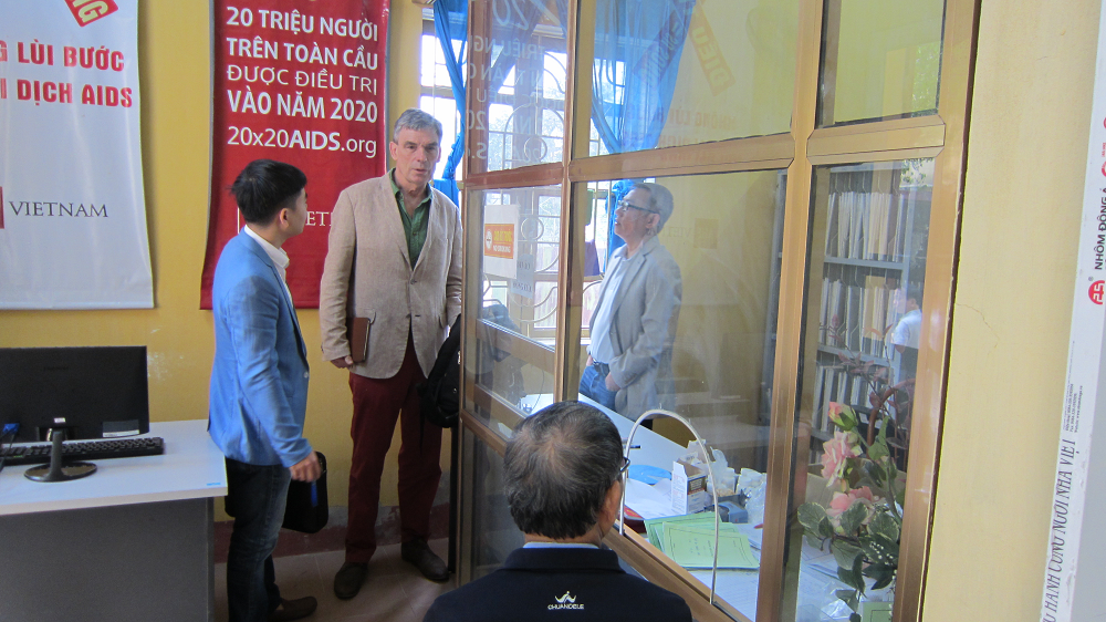 Trung tâm Y tế thành phố làm việc với Ban quản lý Dự án AHF Trung ương