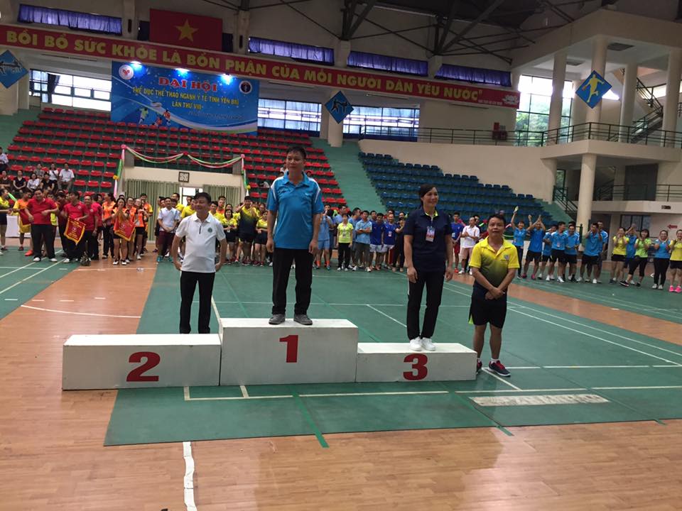 Cán bộ công chức, viên chức Trung tâm Y tế thành phố tham gia Đại hội thể dục thể thao ngành Y tế Yên Bái lần thứ VIII