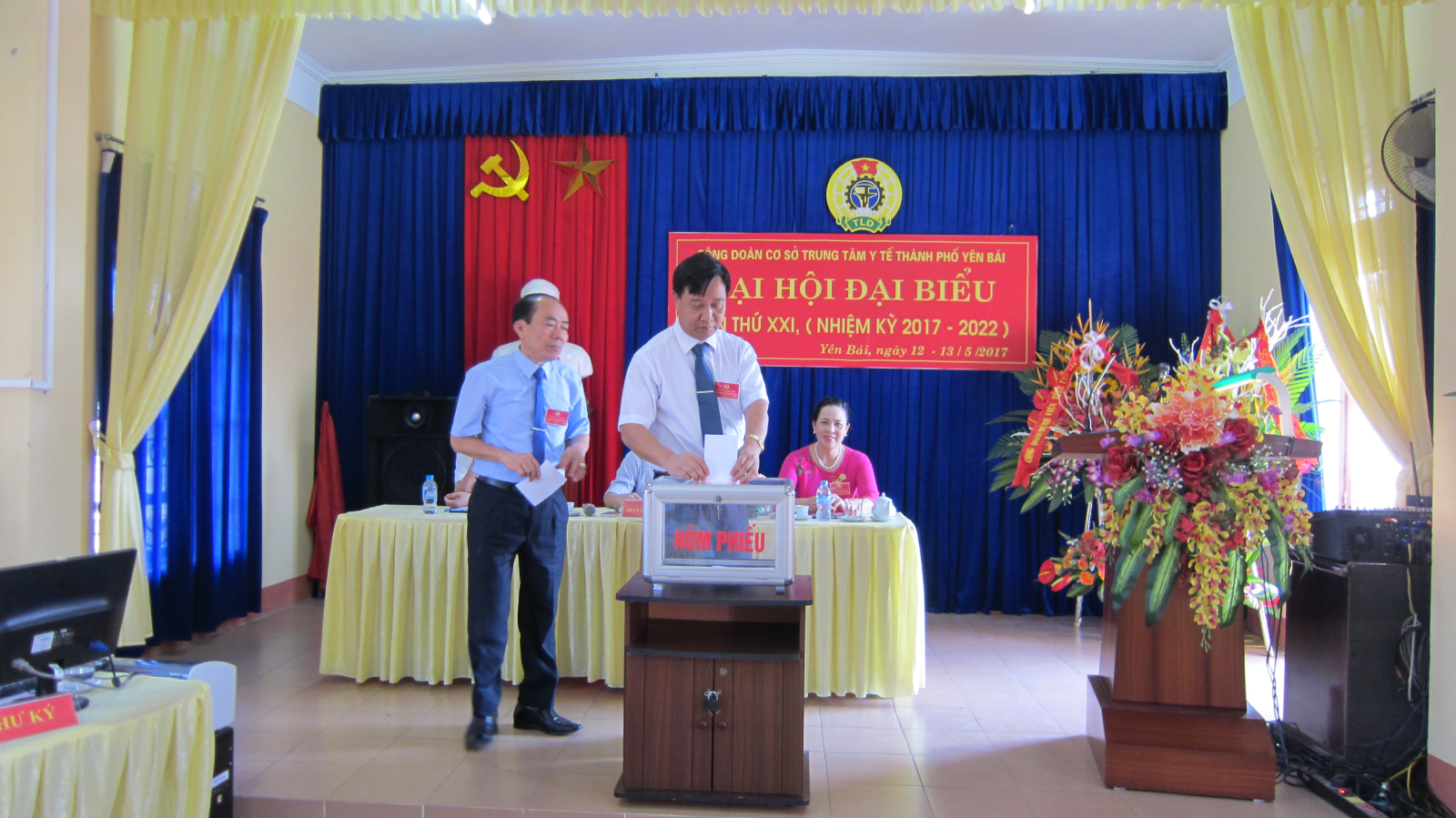 CÔNG ĐOÀN CƠ SỞ TRUNG TÂM Y TẾ THÀNH PHỐ YÊN BÁI TỔ CHỨC THÀNH CÔNG ĐẠI HỘI KHÓA XXI NHIỆM KỲ 2017-2022