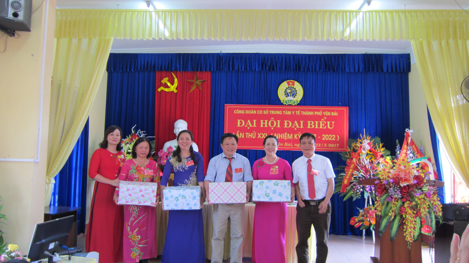 CÔNG ĐOÀN CƠ SỞ TRUNG TÂM Y TẾ THÀNH PHỐ YÊN BÁI TỔ CHỨC THÀNH CÔNG ĐẠI HỘI KHÓA XXI NHIỆM KỲ 2017-2022