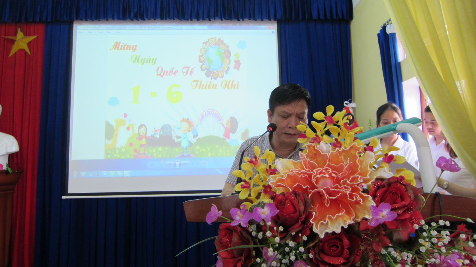 Công đoàn cơ sở Trung tâm Y tế thành phố Yên Bái tổ chức chương trình đón Tết thiếu nhi cho các cháu thiếu nhi