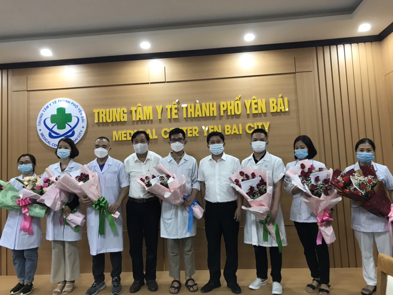 Hình ảnh tin tức Thành phố Yên Bái tổ chức gặp mặt cán bộ y tế hỗ trợ Thành phố Hồ Chí Minh