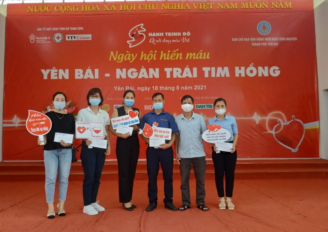 Trung tâm Y tế thành phố tham gia Ngày hội hiến máu “Yên Bái – Ngàn trái tim hồng”