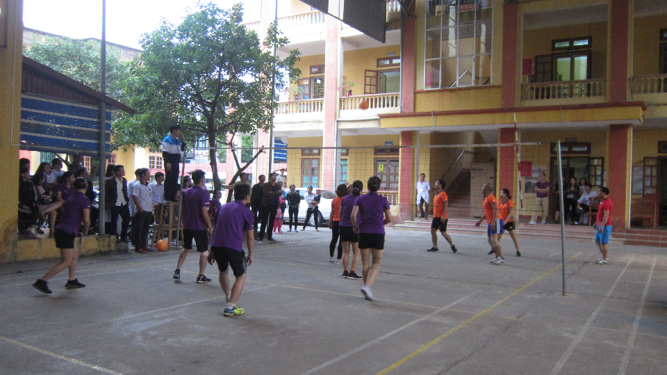 CÔNG ĐOÀN CƠ SỞ TRUNG TÂM Y TẾ THÀNH PHỐ TỔ CHỨC GIAO LƯU GIẢI “BÓNG CHUYỀN HƠI KHỐI CÁC ĐƠN VỊ Y TẾ”