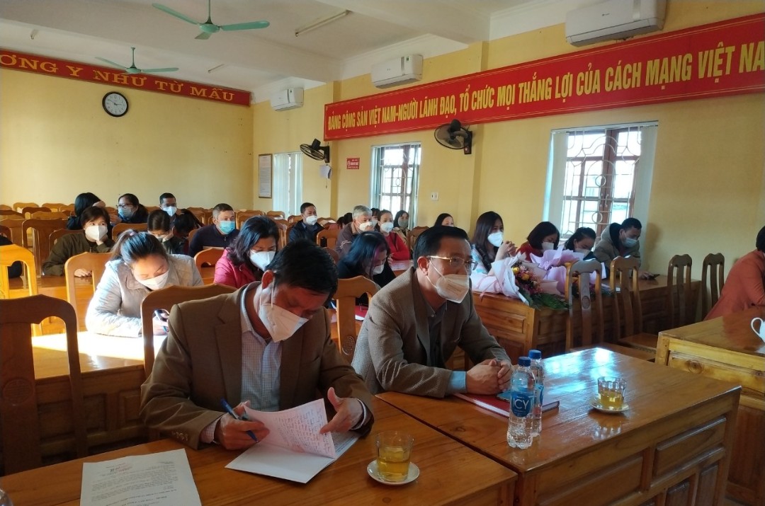 Đảng bộ Trung Tâm Y tế thành phố kết nạp 03 Đảng viên mới